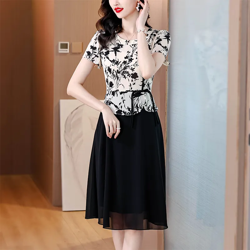 The Temptation Of The Muse Short Sleeved Dress Women's-2