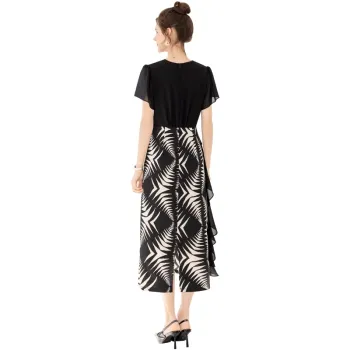 The Temptation Of The Muse Short Sleeved Dress Women's
