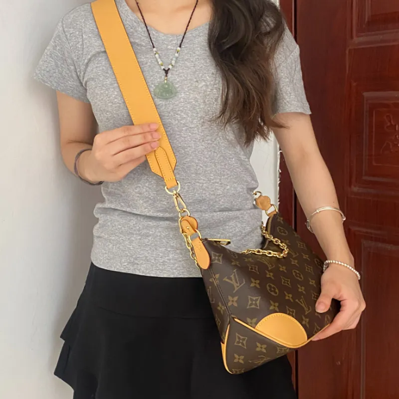 Cow Leather Bag Accessory Women's Beeswax/Black-10