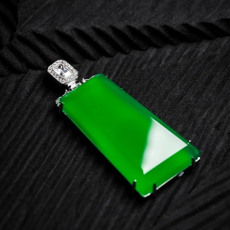 YUANYUXIANG Chalcedony Necklaces Unisex-3