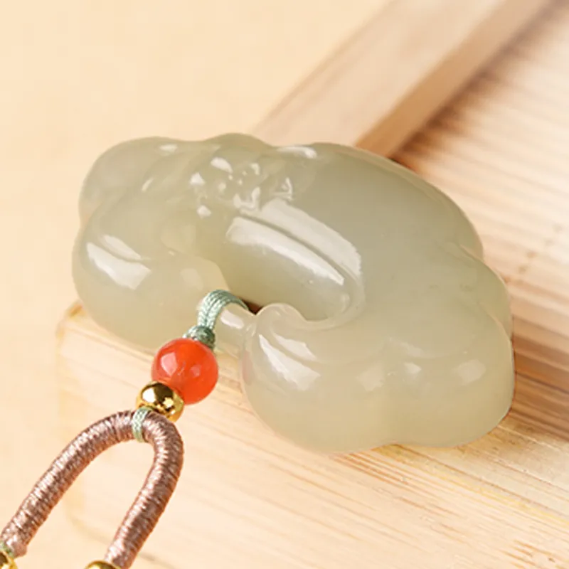 YUYIHUAN Hetian Jade Pendants Pale Greenish White Jade Unisex-3