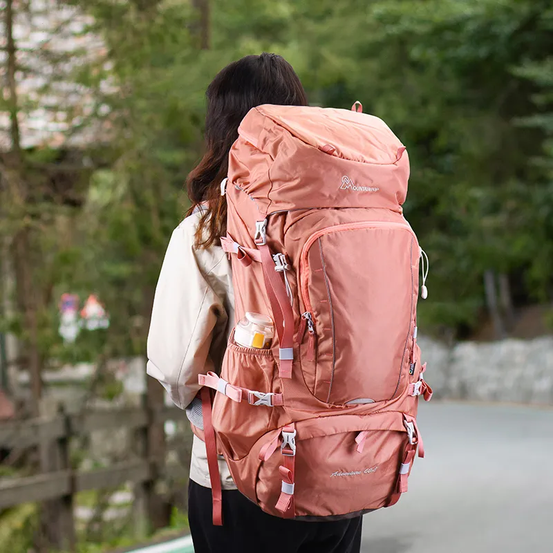 MOUNTAINTOP ROBIC 420D Fabric Large Capacity Backpack Tubas Women's Multicolor-8
