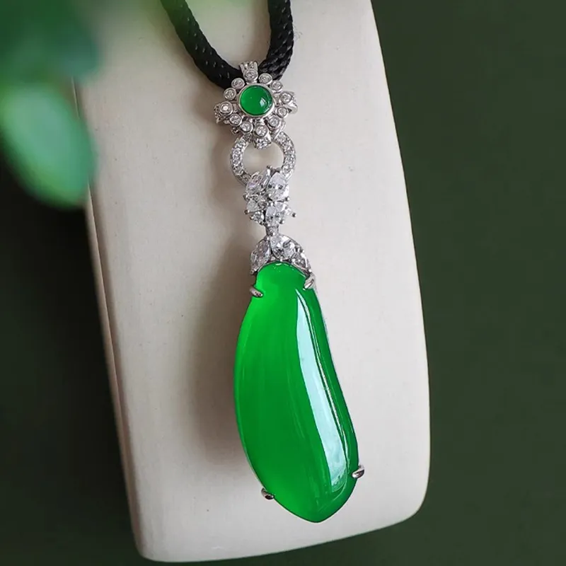 ZHANGKAKA Chalcedony Pendants Women's-1