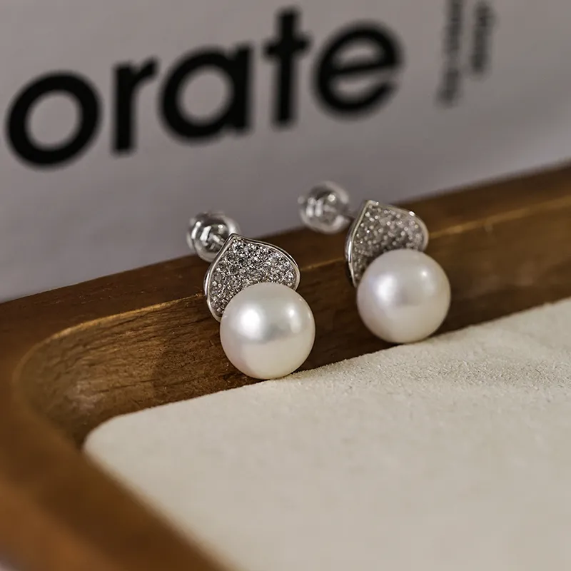 ORANGE SYMBOL Freshwater Pearl Stud Earrings Women's-7
