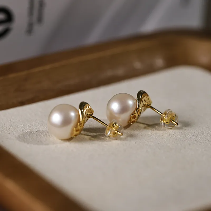 ORANGE SYMBOL Freshwater Pearl Stud Earrings Women's-3
