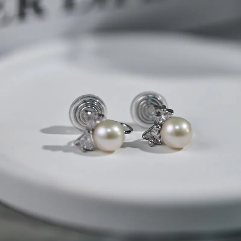 ORANGE SYMBOL Freshwater Pearl Stud Earrings Women's-4