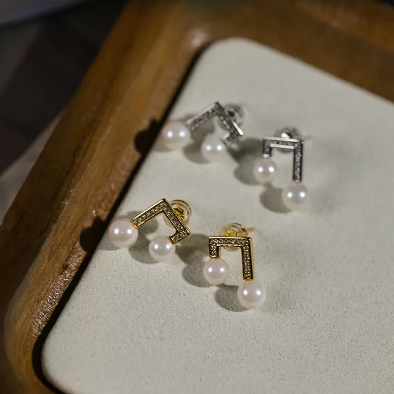 ORANGE SYMBOL Saltwater Pearl Stud Earrings Women's-7