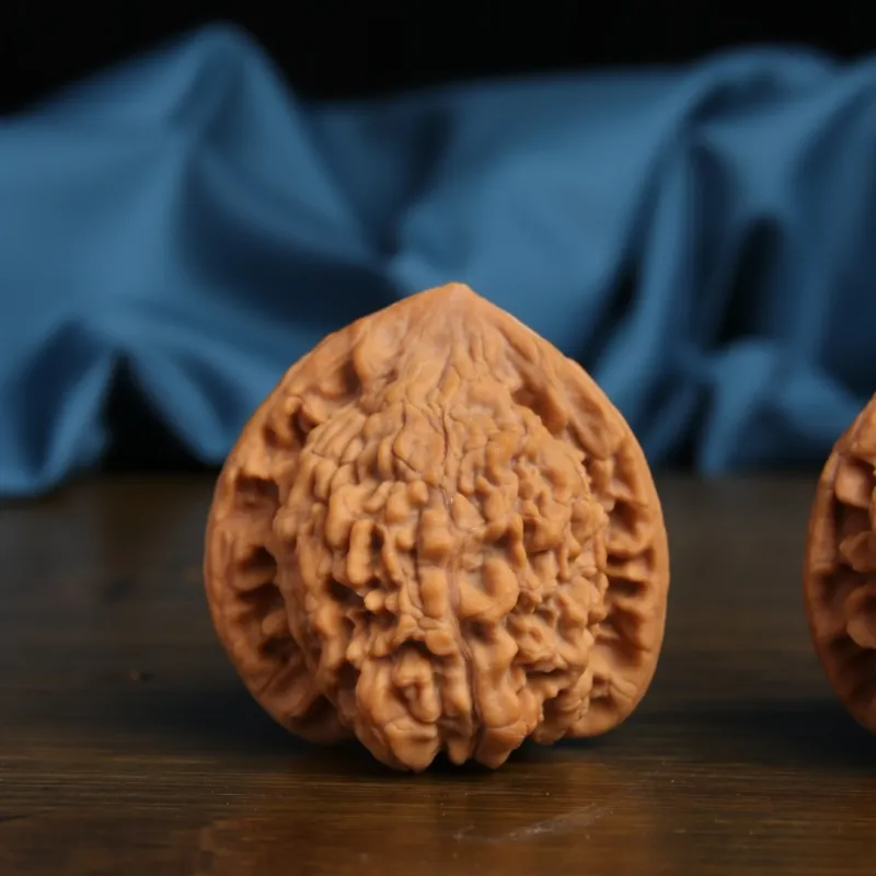 TIANTAISHAN Walnut Fine Handicraft Collectible Unisex-1