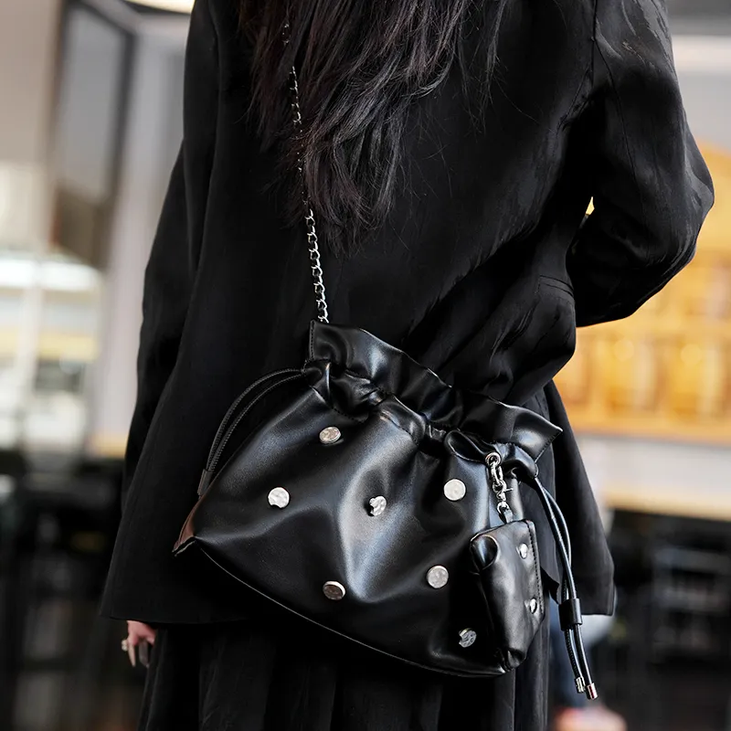 GELANDAI Cow Leather Shoulder Bag Women's Black/Silver-3