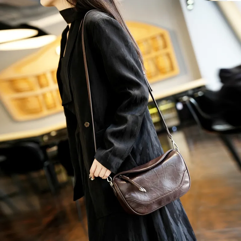 GELANDAI Cow Leather Shoulder Bag Crossbody Bag Women's Black/Chocolate-5