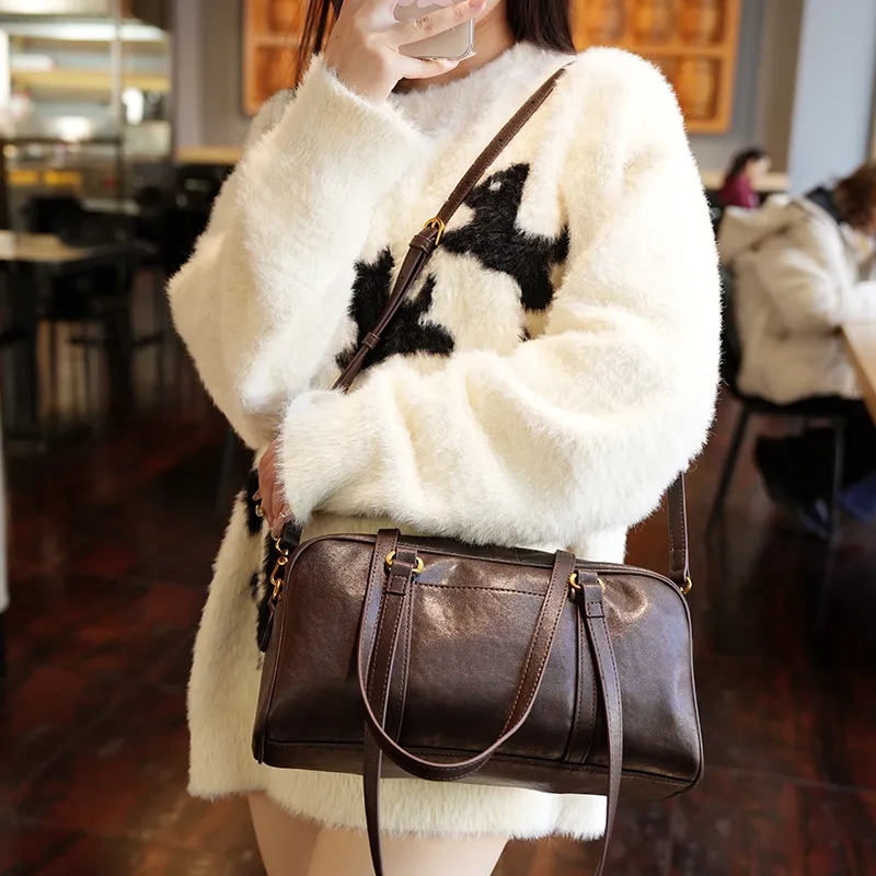 GELANDAI Cow Leather Shoulder Bag Women's Black/Brown-4