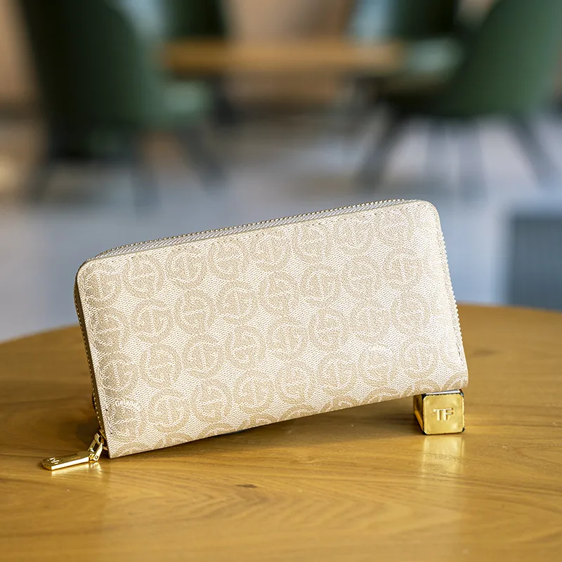 GELANDAI PVC Polyvinyl Chloride Wallet Women's Apricot-6