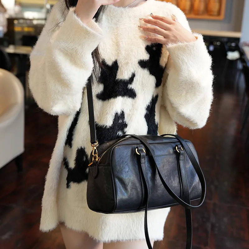 GELANDAI Cow Leather Shoulder Bag Women's Black/Brown-6
