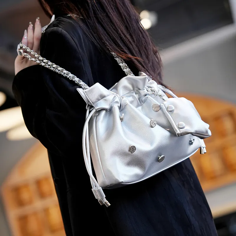 GELANDAI Cow Leather Shoulder Bag Women's Black/Silver-7