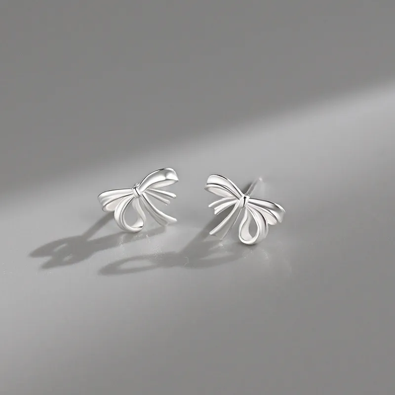 LIPSW S 999 Fine Silver Stud Earrings Women's-1