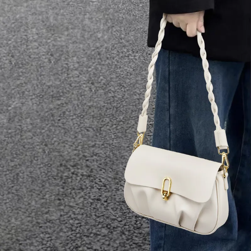 FAIRWHALE Synthetic Leather Shoulder Bag Women's Ecru/Milk Tea Beige-5