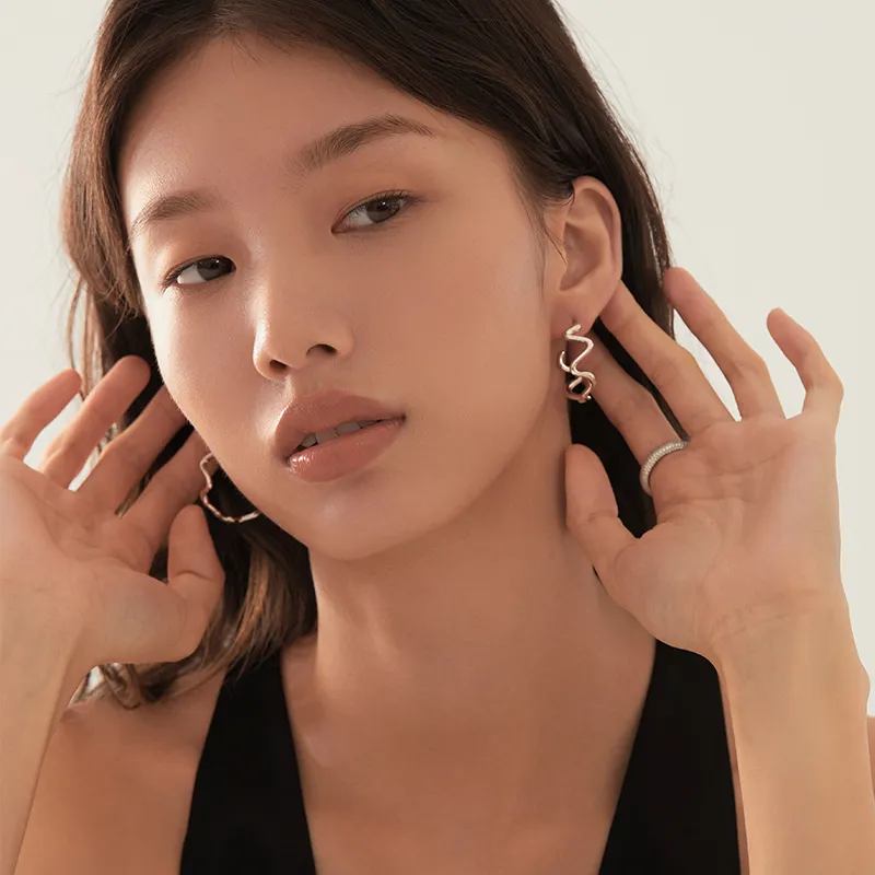 Mistova JEWELRY S925 Silver Comfortable Hoop Earrings Women's-2