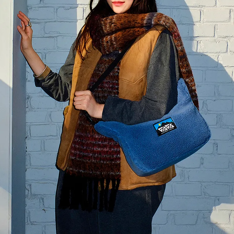 GAGA EQUIPMENT Polar Fleece Crossbody Bag, Handbag Unisex Multicolor-7