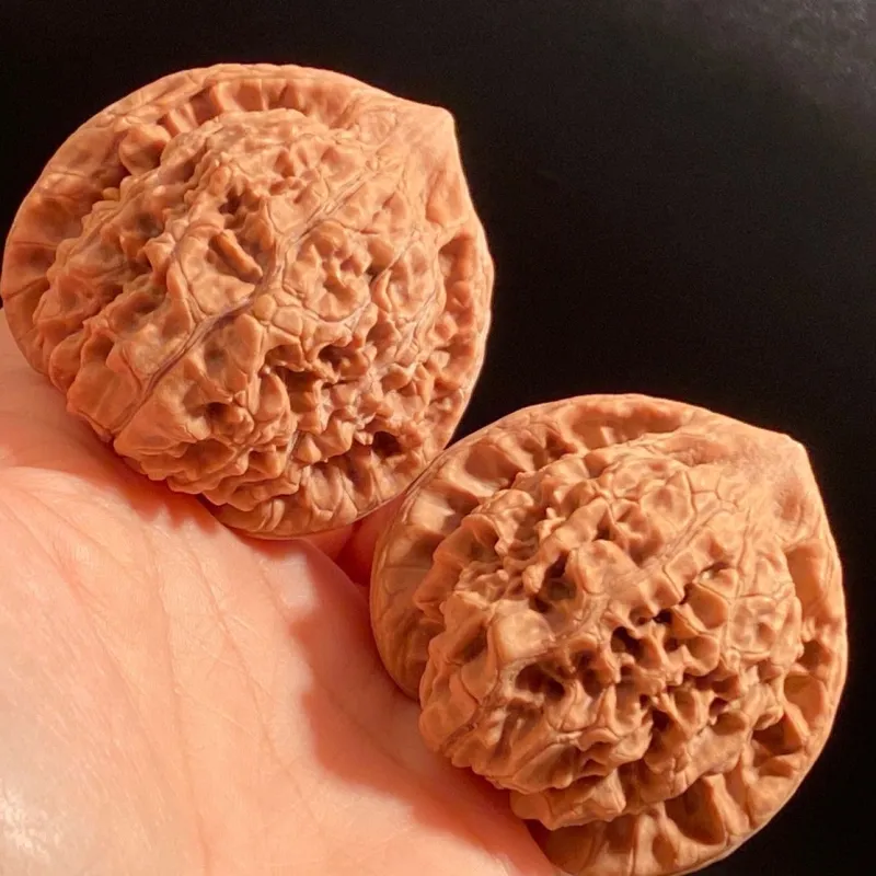 TANGSHU Walnut Fine Handicraft Regular Collectible Unisex-6