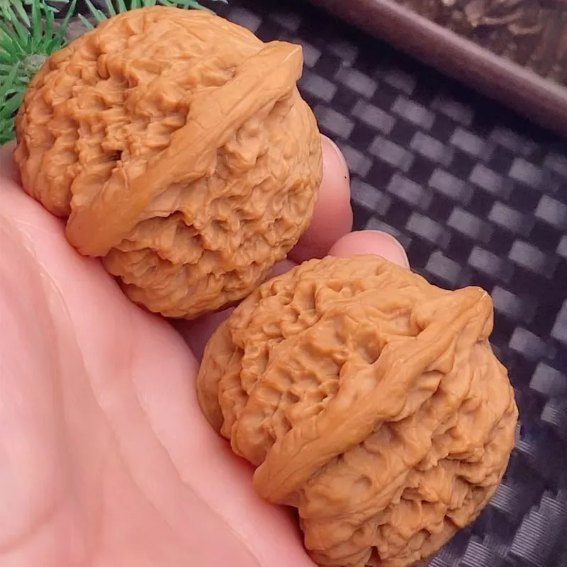 TANGSHU Walnut Fine Handicraft Collectible Unisex-4
