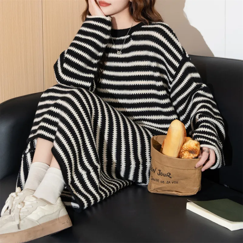 Tonlion Long-Sleeved Dresses Women's Blackish-1