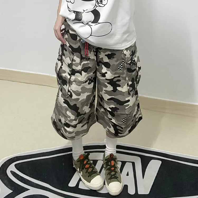 BLANC & ECLARE Casual Shorts Unisex-1