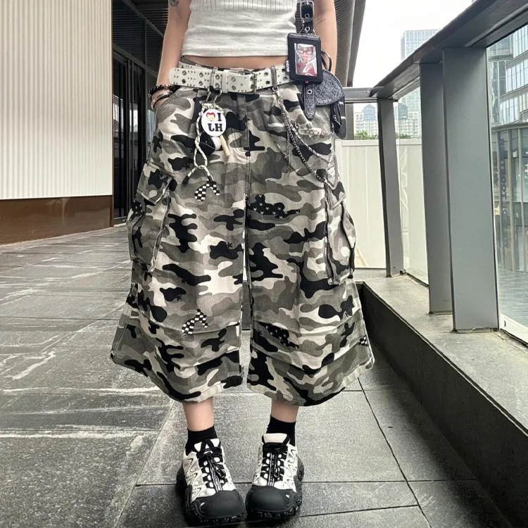 BLANC & ECLARE Casual Shorts Unisex-3