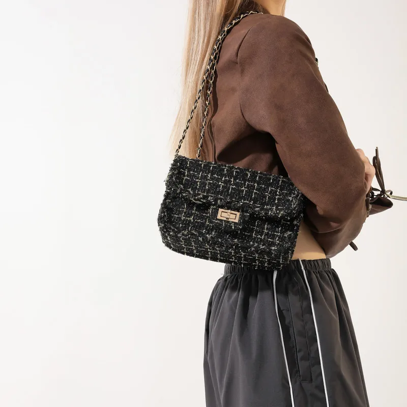 Yalu Woven Crossbody Bag, Shoulder Bag Women's White/Black-12