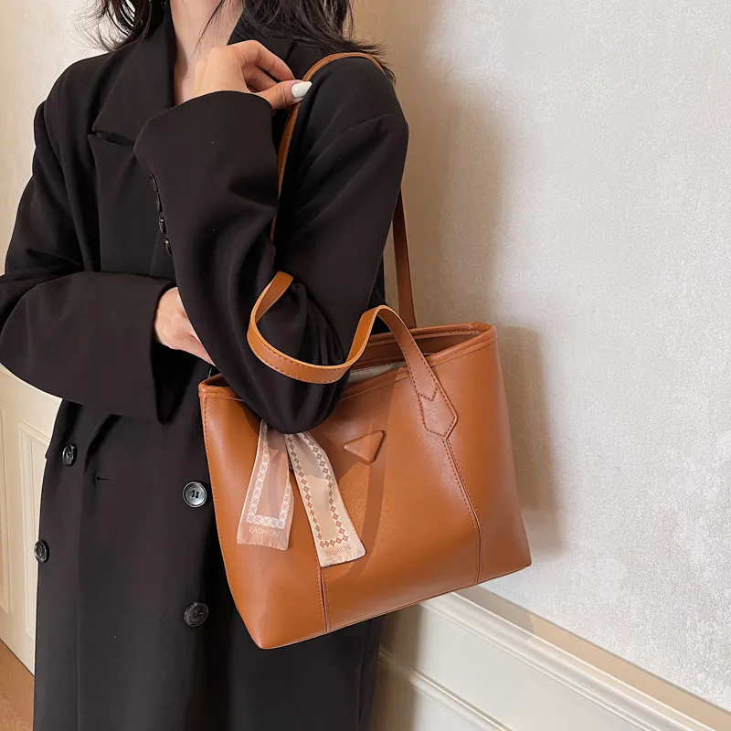 Yalu PU Tote Bag, Shopping Bag, Shoulder Bag Large Size Regular Women's Multicolor-25