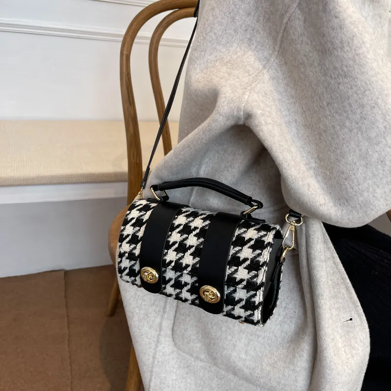 Yalu Woolen Shoulder Bags Handbags Women's Black/Coffee-3