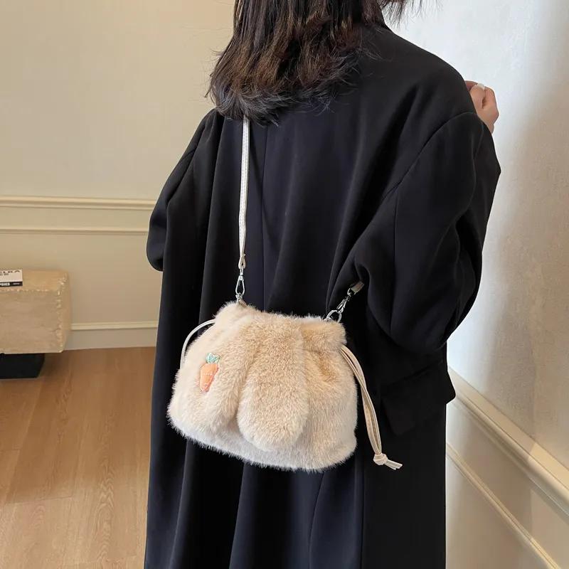 Yalu Plush One Shoulder Handbag Regular Women's Multicolor-21