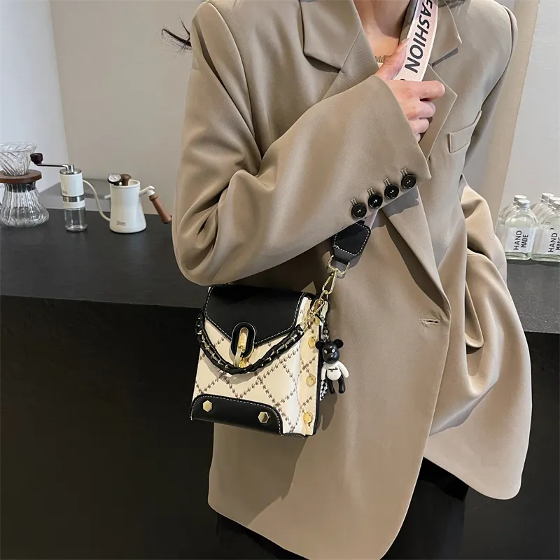 Yalu PU One Shoulder Handbag Women's Multicolor-13