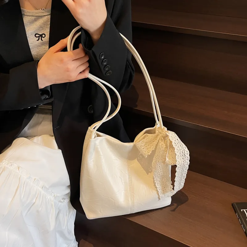 Yalu PU Shoulder Bag Regular Women's Black/Ecru/Pink/Silver/Blue-7