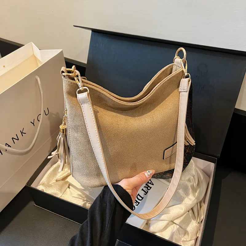Yalu Suede Shoulder Bag Handbag Crossbody Bag Regular Women's Khaki/Brown/Black/Coffee-2