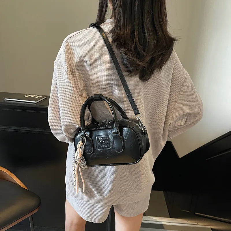 Yalu PU Handbag Regular Women's Black/Pink/White/Silver-3