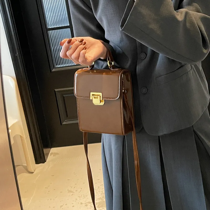 Yalu PU Crossbody Handbag Regular Women's Black/Ancora Red/Brown/Coffee-17