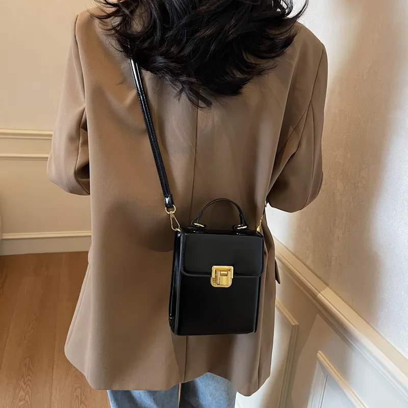 Yalu PU Crossbody Handbag Regular Women's Black/Ancora Red/Brown/Coffee-5