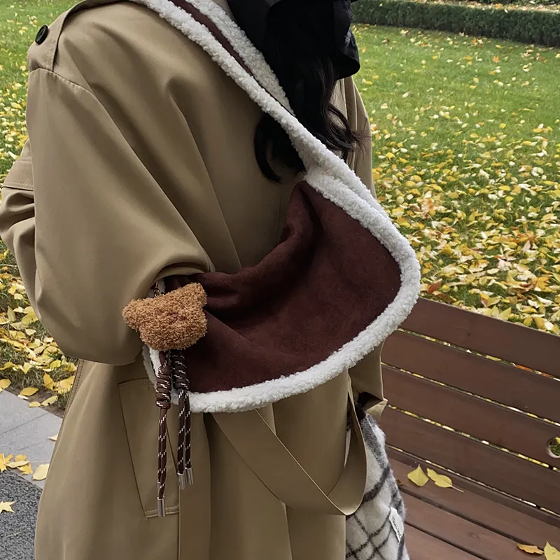 Yalu Suede Shoulder Bag Regular Women's Ecru/Light Brown/Coffee-19