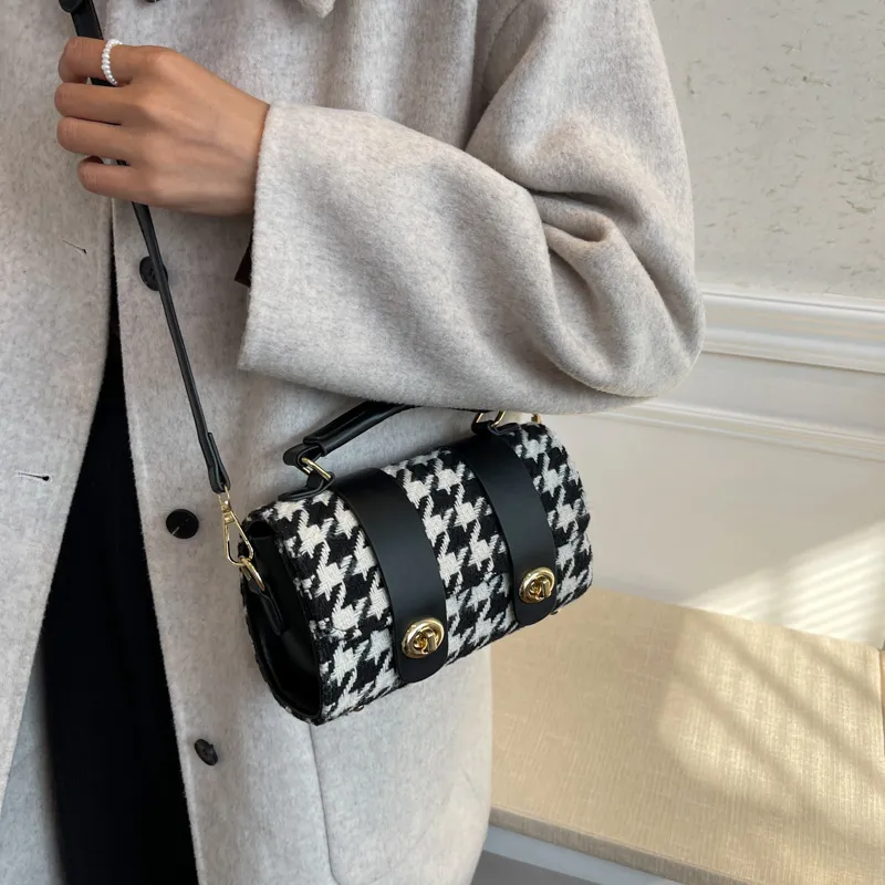 Yalu Woolen Shoulder Bags Handbags Women's Black/Coffee-4