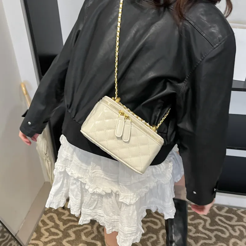 Yalu PU Shoulder Bag Women's Black/Red/White-17