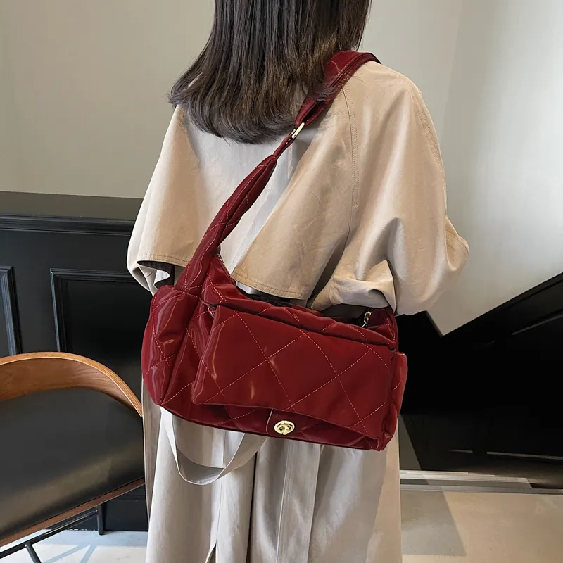 Yalu PU Shopping Bag, Hobo Bag, Shoulder Bag Women's Black/Burgundy/Brown-10