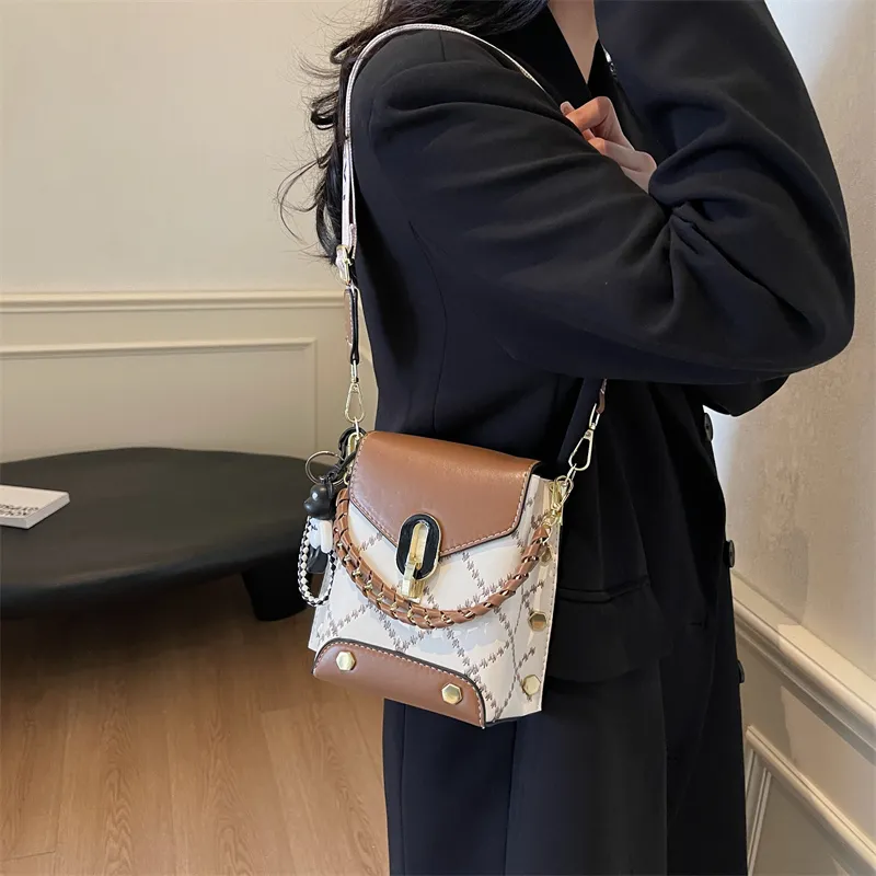 Yalu PU One Shoulder Handbag Women's Multicolor-38