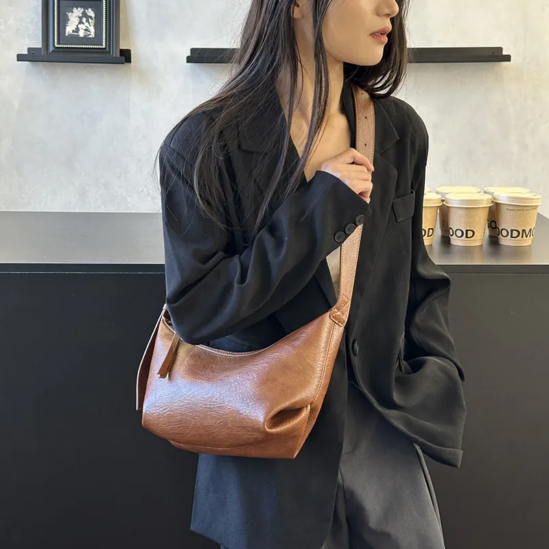 Yalu PU Shoulder Bag Women's Black/Brown/Gray/Red/White-8