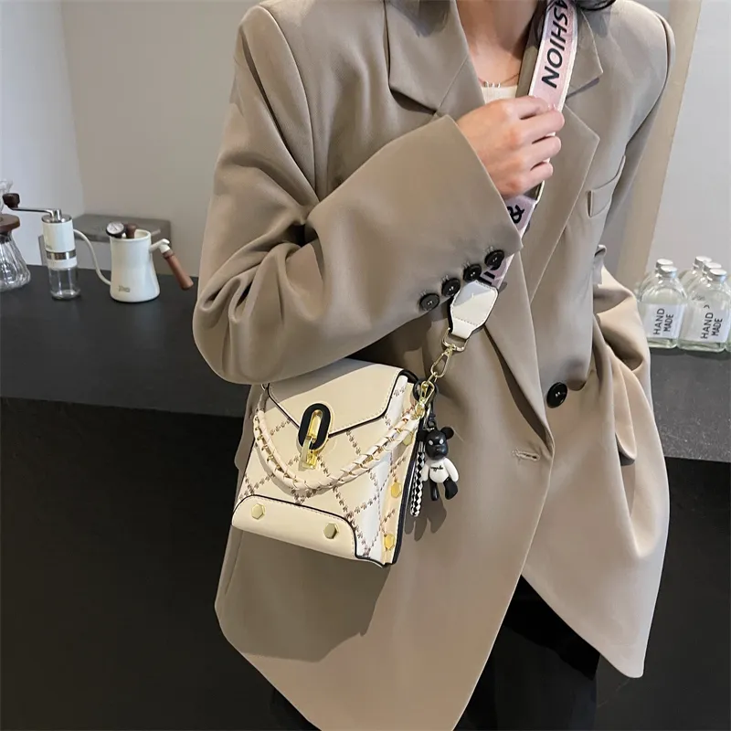 Yalu PU One Shoulder Handbag Women's Multicolor-4