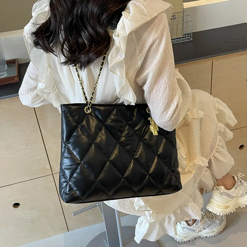 Yalu PU Shoulder Bag Women's Black/Ecru-4