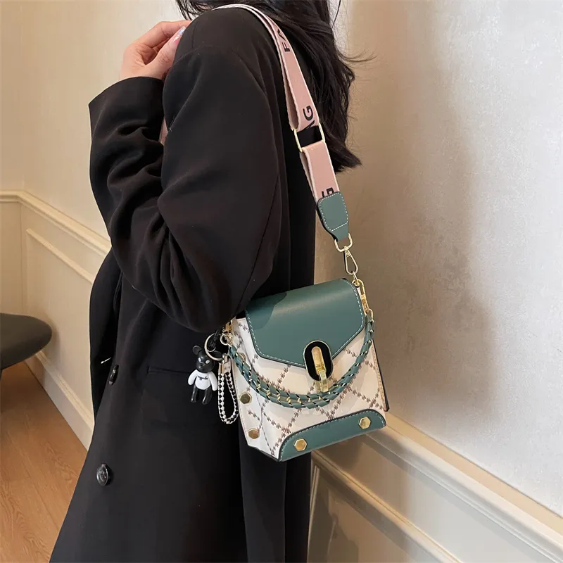 Yalu PU One Shoulder Handbag Women's Multicolor-26