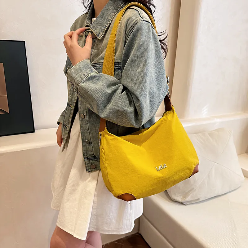 Yalu Repellent Oxford Cloth Shoulder Bag, Crossbody Bag Regular Women's Multicolor-10