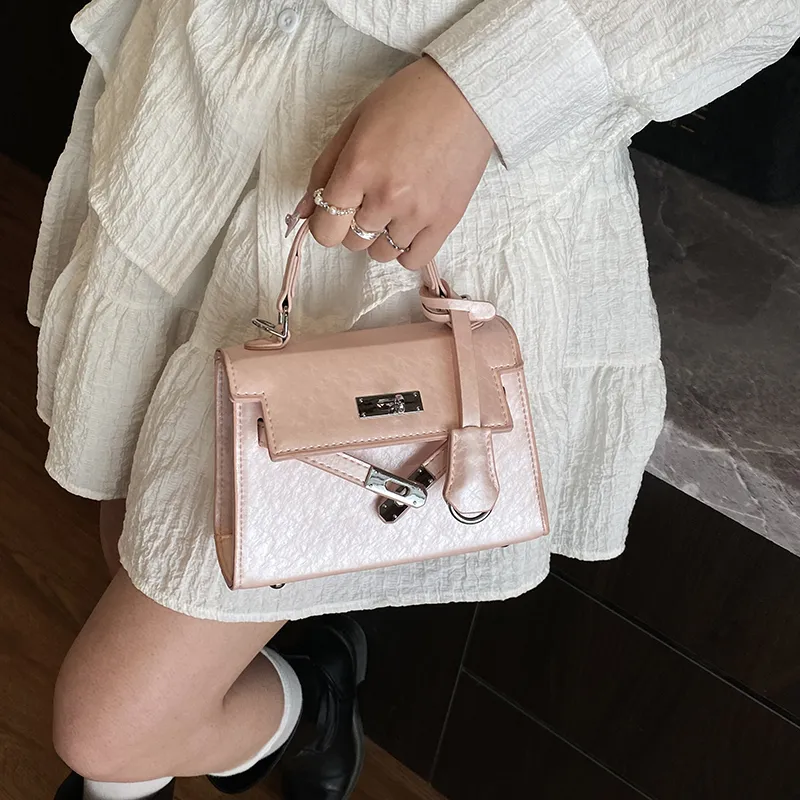 Yalu PU One Shoulder Handbag Women's Black/Ecru/Pink/Silver-16