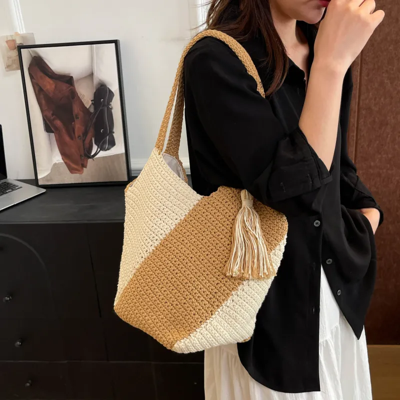 Yalu Woven Shoulder Bag Regular Women's White & Brown-4