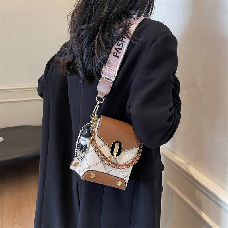Yalu PU One Shoulder Handbag Women's Multicolor-37